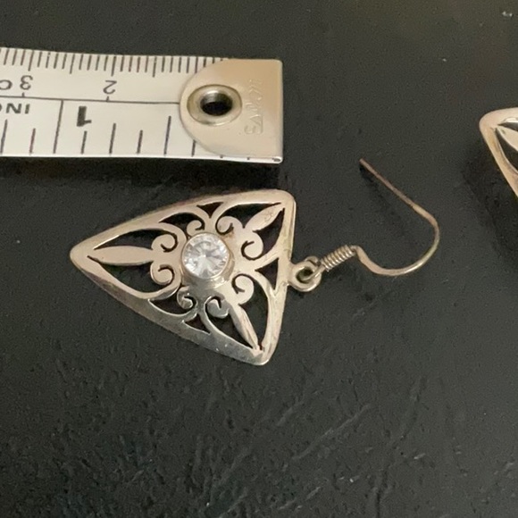 Faceted Quartz Filigree Scroll Silver Ear Rings - Picture 3 of 3